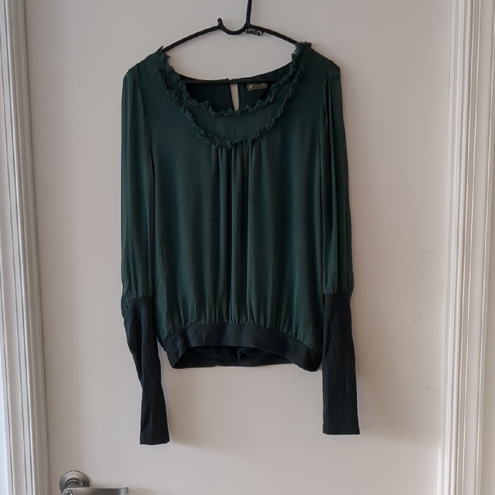Elegant Green Women's Top